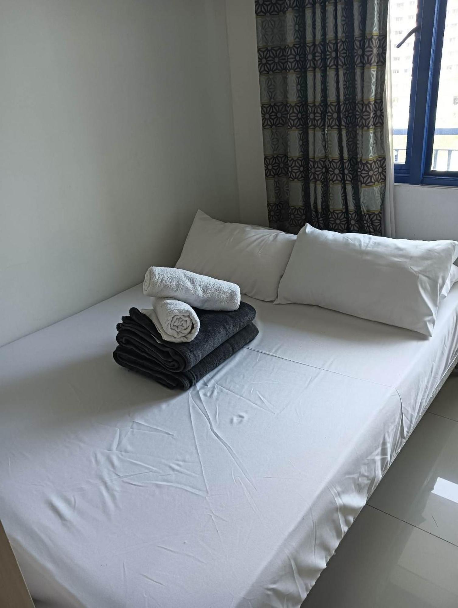 The Finest Sea Residences Condo Manila Room photo